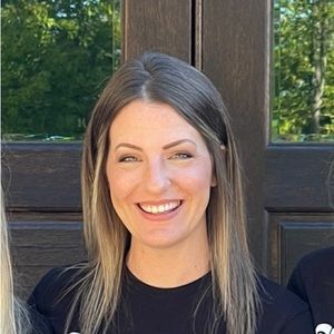 Meet your Posher, Carrie